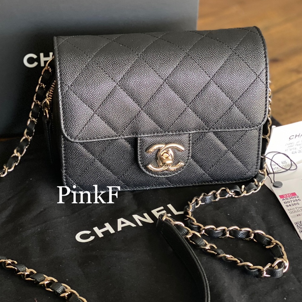 CHANEL 22C Black Caviar Classic Mini Like A Wallet Cross Body Bag
